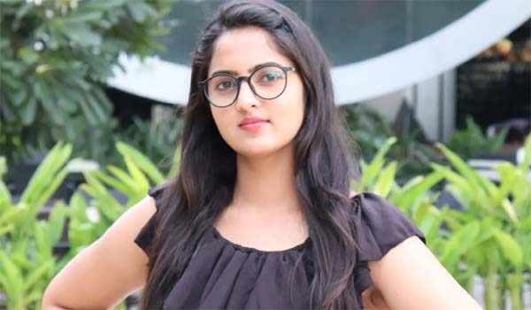 சீரியலில் ரீ-என்ட்ரி கொடுக்கும் ராதிகா ப்ரீத்தி! மகிழ்ச்சியில் ரசிகர்கள்