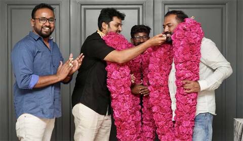 விருமன் திரைக்கு வந்த ஒரே நாளில் சக்சஸ் பார்ட்டி கொண்டாடிய படக்குழு!