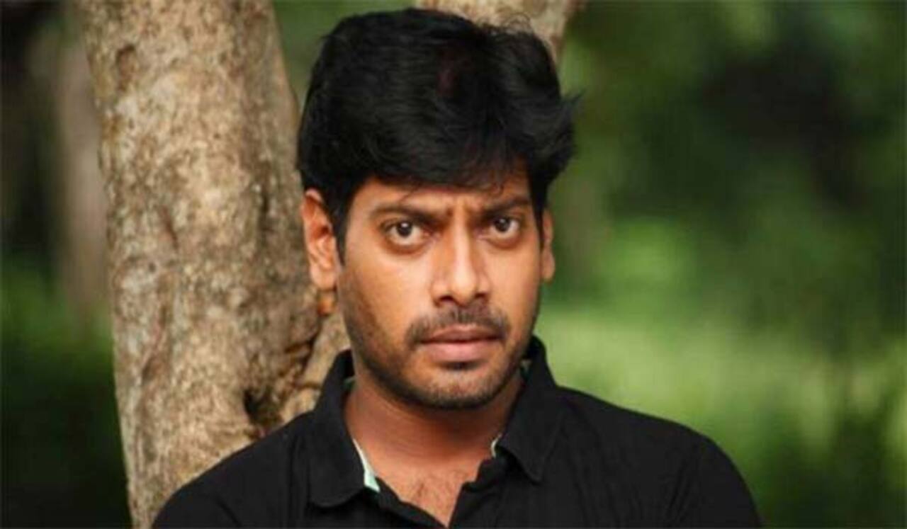 விபத்திலிருந்து மயிரிழையில் தப்பிய நிதின் சத்யா