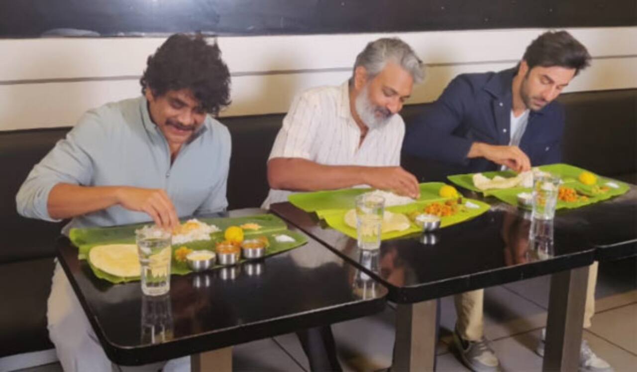 ராஜமவுலியுடன் தலை வாழை இலை விருந்து சாப்பிட்ட ரன்பீர் கபூர்