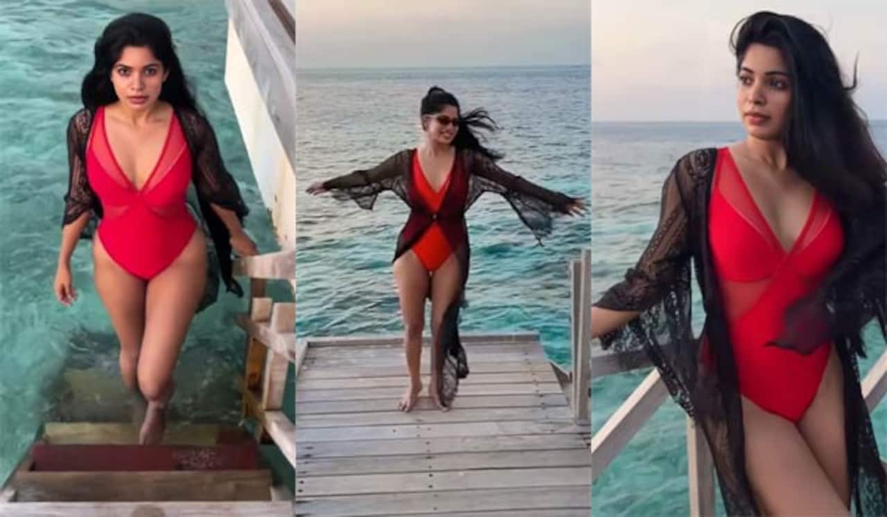 மீண்டும் நிச்சல் உடையில் திவ்யபாரதி