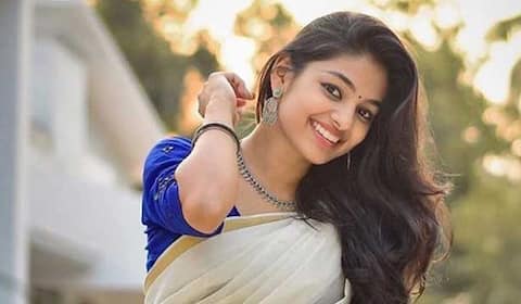 ஹீரோயினாக தக்க வைப்பாரா இவானா?