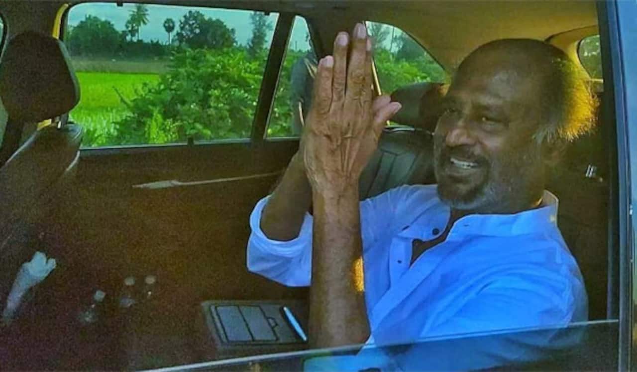 ஜெயிலர் - ரஜினிக்கு வரவேற்பு கொடுத்த புதுச்சேரி ரசிகர்கள்
