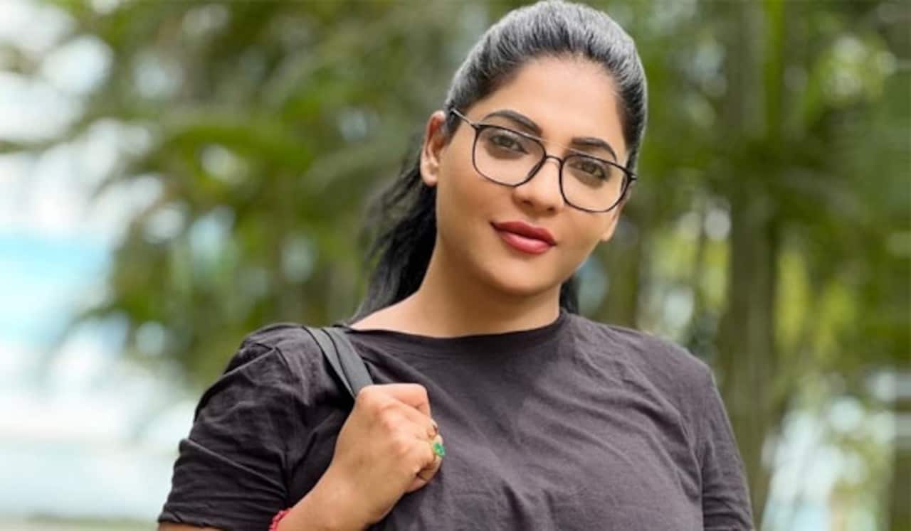 நயன்தாராவுக்கு ஆதரவாக களமிறங்கிய பிக்பாஸ் பிரபலம்