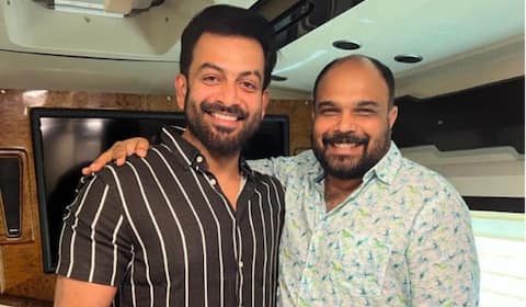 12 வருடம் கழித்து புலிமுருகன் இயக்குனருடன் கைகோர்த்த பிரித்விராஜ்