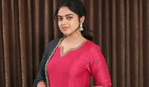 தமிழில் தான் பேசுவேன் - சிலிர்க்கும் சித்தி இதானி