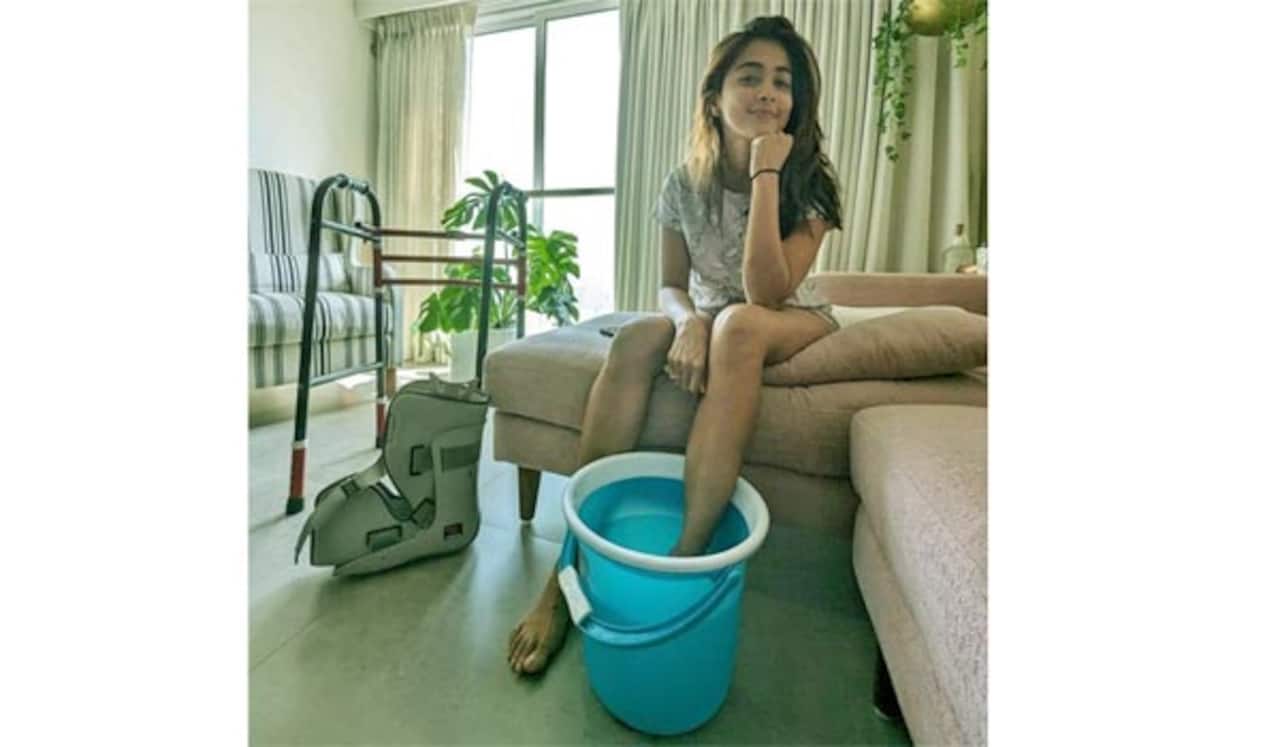 காலில் ஏற்பட்ட காயத்திலிருந்து மீண்டு வரும் பூஜா ஹெக்டே