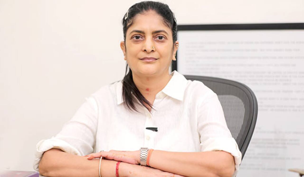 ரத்தன் டாடா வாழ்க்கையை படமாக இயக்க தயாராகும் சுதா