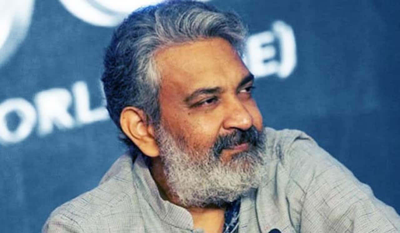 அதிகமாக நீந்த வேண்டும் இல்லையென்றால் மூழ்கிவிடுவார்கள் - பாலிவுட்டை எச்சரிக்கும் ராஜமவுலி
