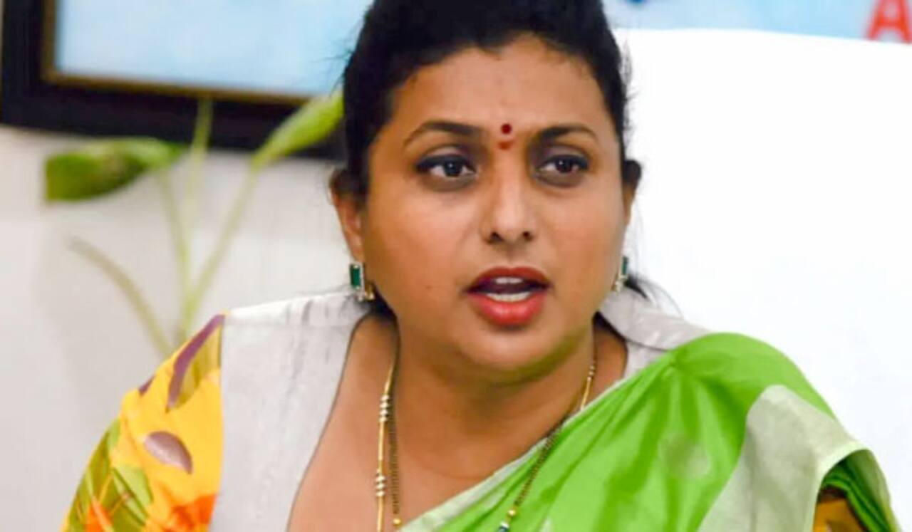 குடும்பத்தினர் மீது அவதூறு : நடிகை ரோஜா வேதனை