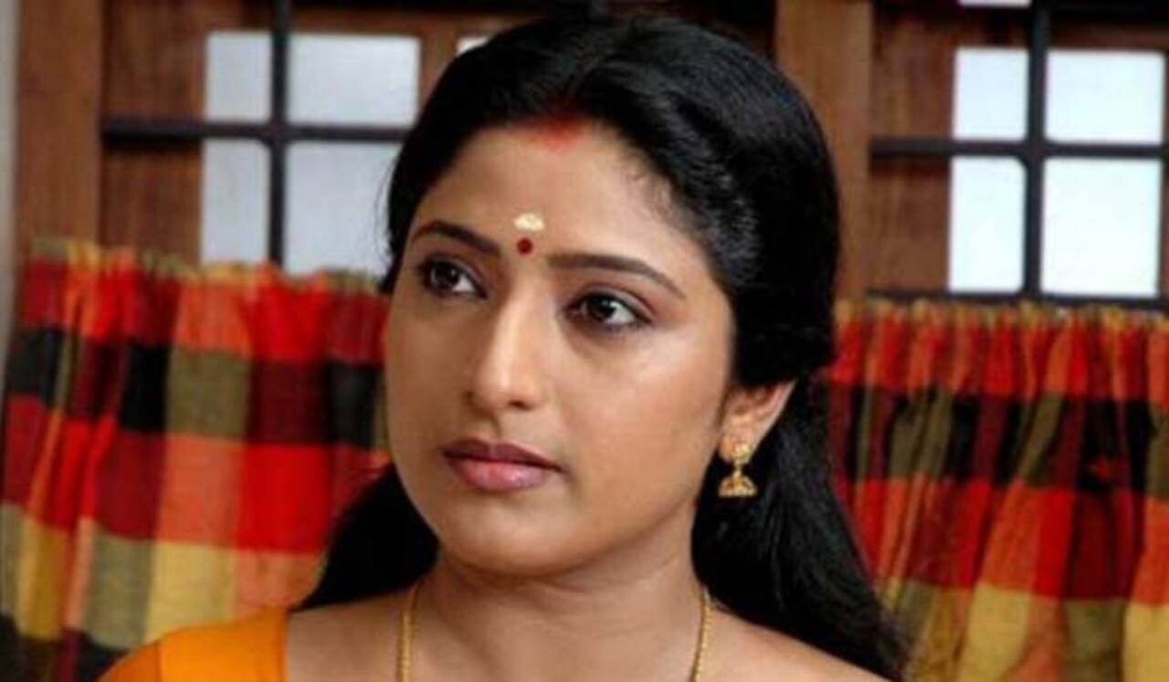 என்னை தொடர்ந்து என் மகள் மீதும் சைபர் தாக்குதல் ; குமுறும் பிரவீணா