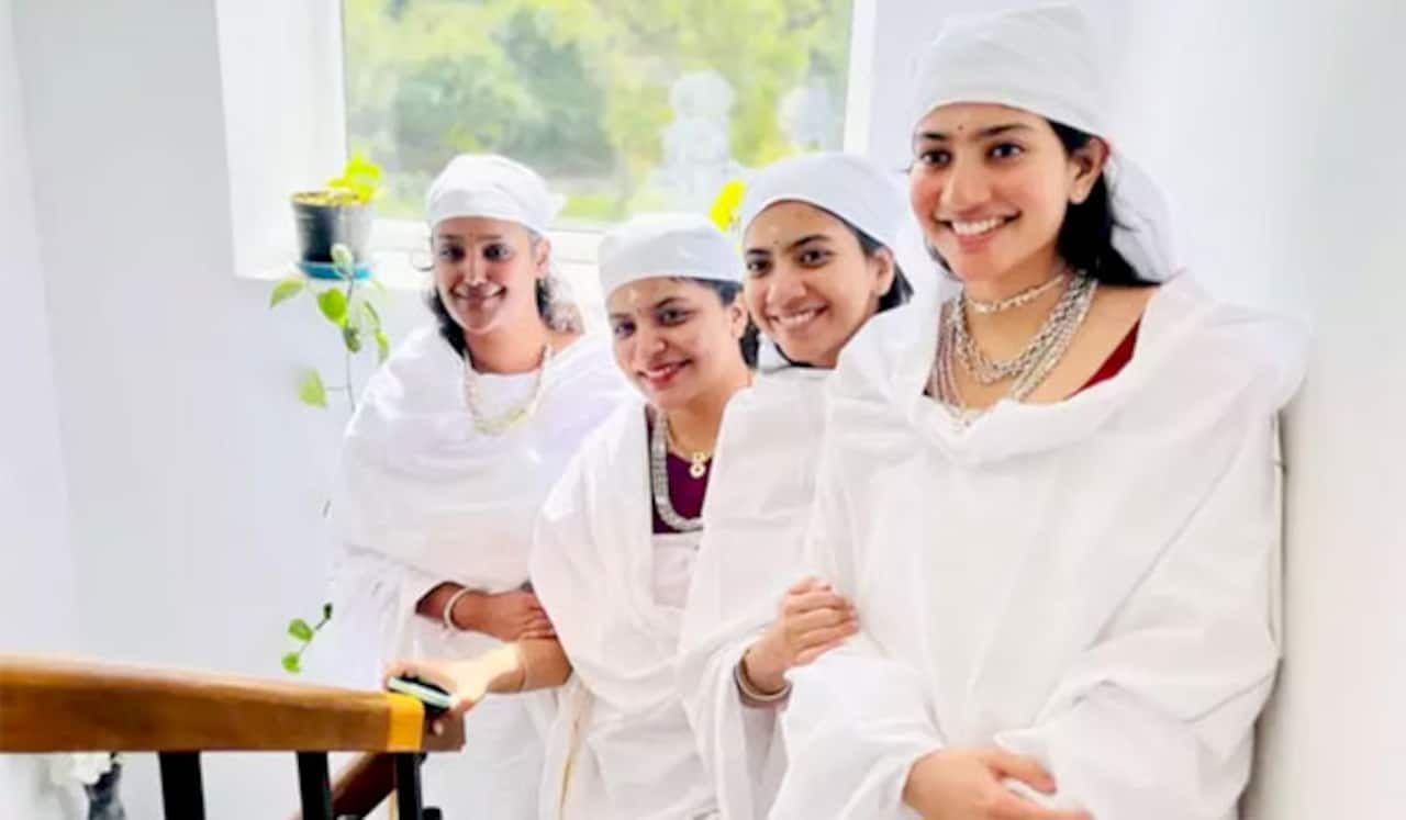 ஹெத்தையம்மன் திருவிழா : பாரம்பரிய உடையில் வழிபட்ட சாய்பல்லவி