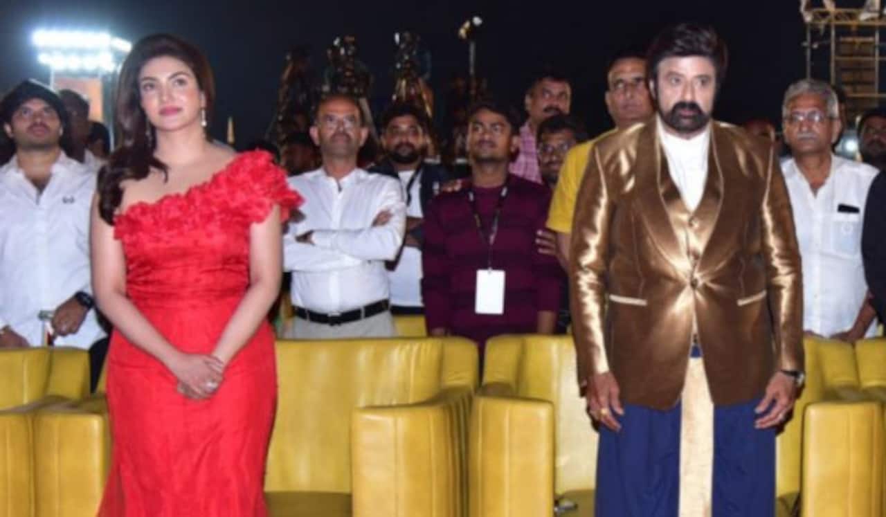 ஹனிரோஸ் எங்கே? - தேடிய பாலகிருஷ்ணா