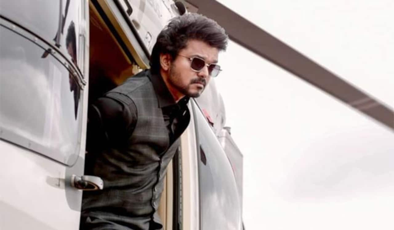 வாரிசு - 300 கோடி கடந்ததாக விஜய் ரசிகர்கள் செய்யும் டிரெண்டிங்