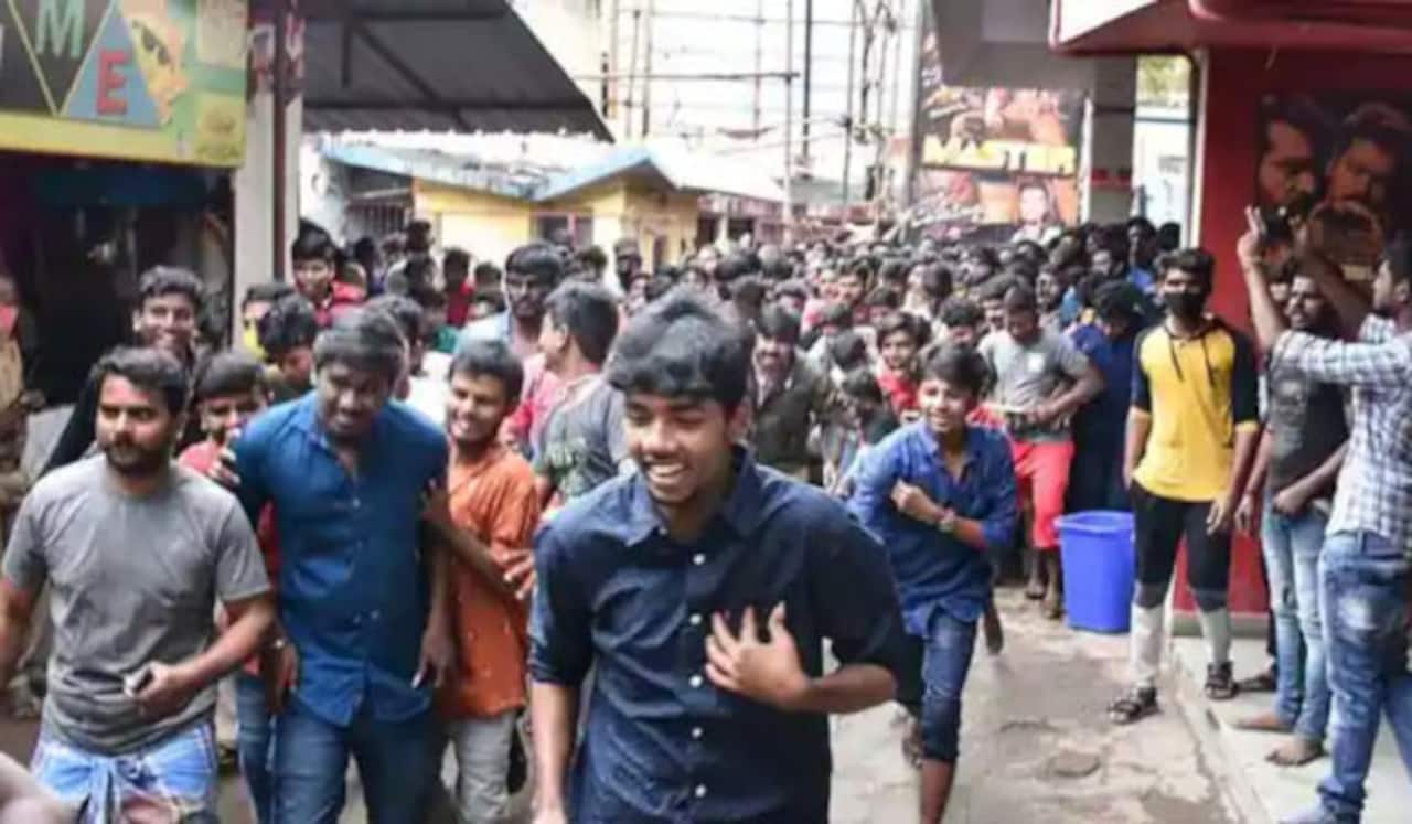 உள்ளே நுழைய மீடியாவுக்கு தடை : கேரள தியேட்டர்களில் புது முடிவு