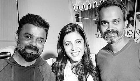 பிரபாஸின் சலார் பட செட்டில் மீண்டும் ஸ்ருதிஹாசன்