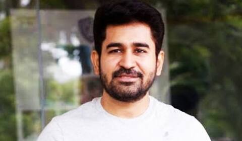 யாதும் ஊரே யாவரும் கேளிர் - விஜய் ஆண்டனி