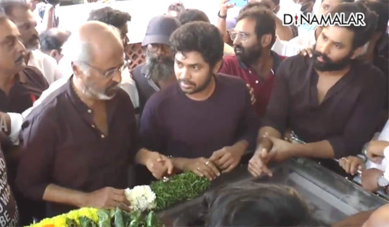 மயில்சாமியின் ஆசையை நிறைவேற்றுவேன் : அஞ்சலி செலுத்திய பின் ரஜினி பேட்டி