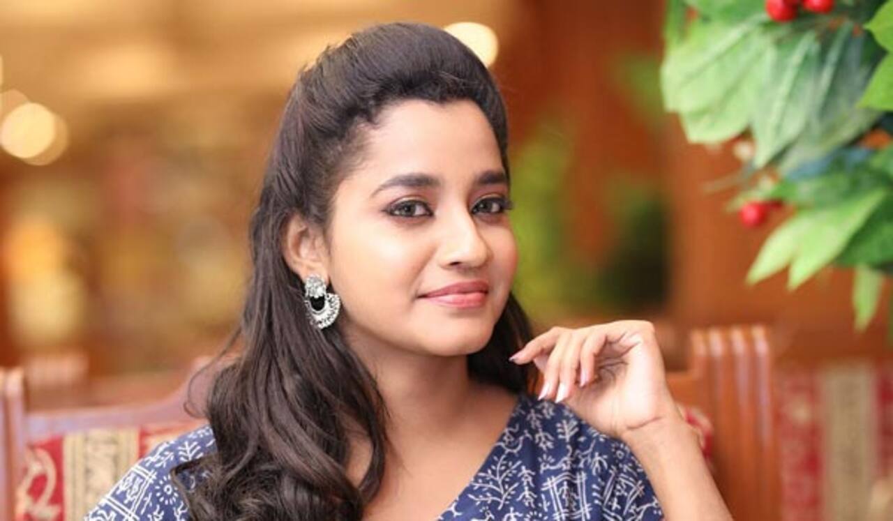 டீமன்: அபர்ணதியின் புதிய படம்