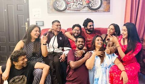 பிக்பாஸ் நண்பர்களுக்கு விருந்து கொடுத்த மகேஸ்வரி
