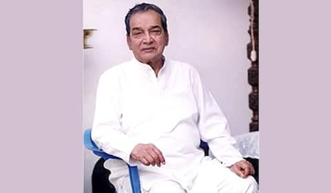 நம்பியார் பயன்படுத்திய பொருட்கள் யாருக்கு சொந்தம் : நீதிமன்றம் சென்ற மகள்,பேரன்