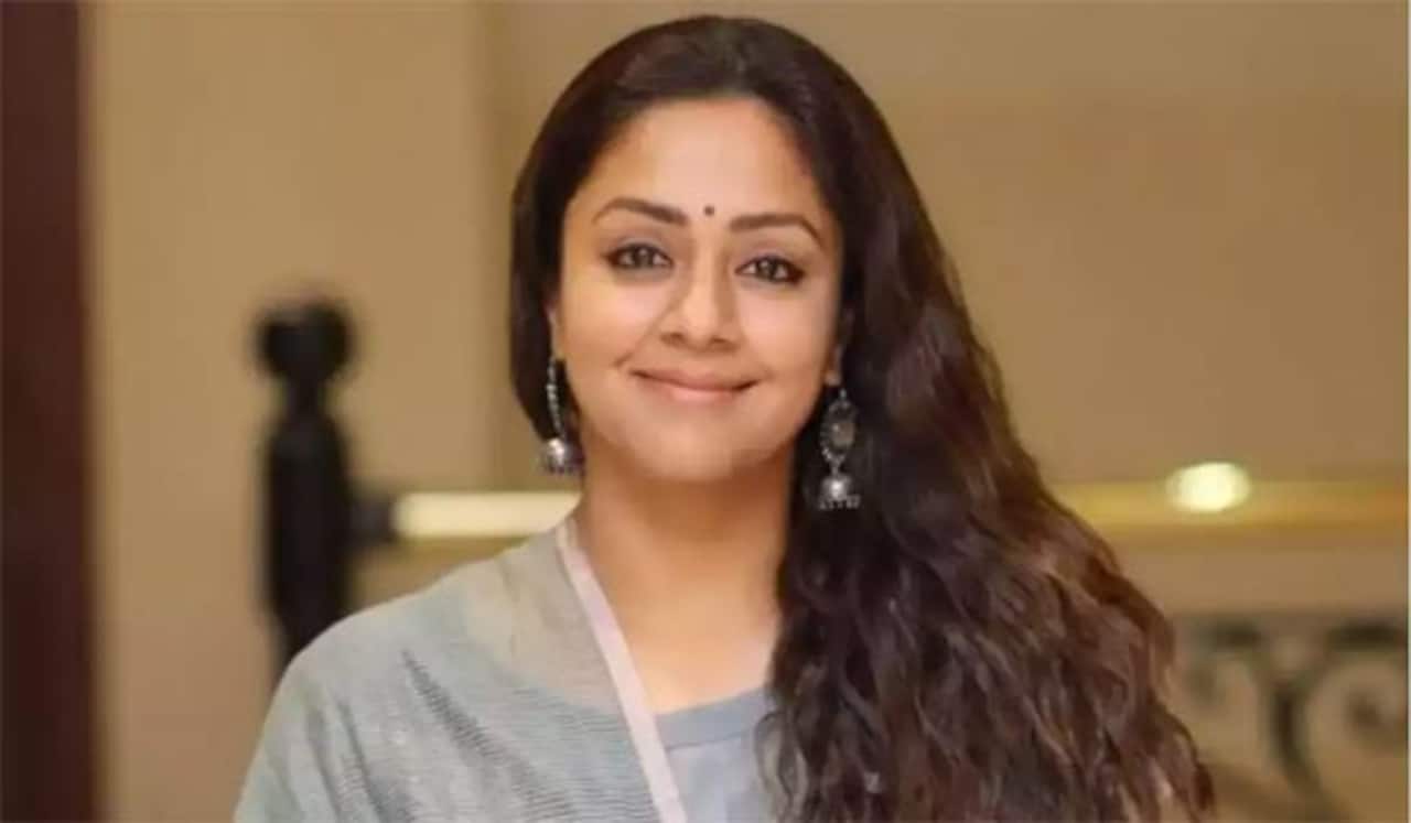 வெப் சீரிசில் நடிக்கிறார் ஜோதிகா