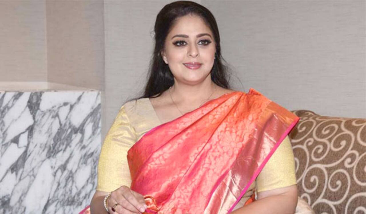ஆன்லைன் மோசடியில் சிக்கி பணத்தை இழந்த நக்மா