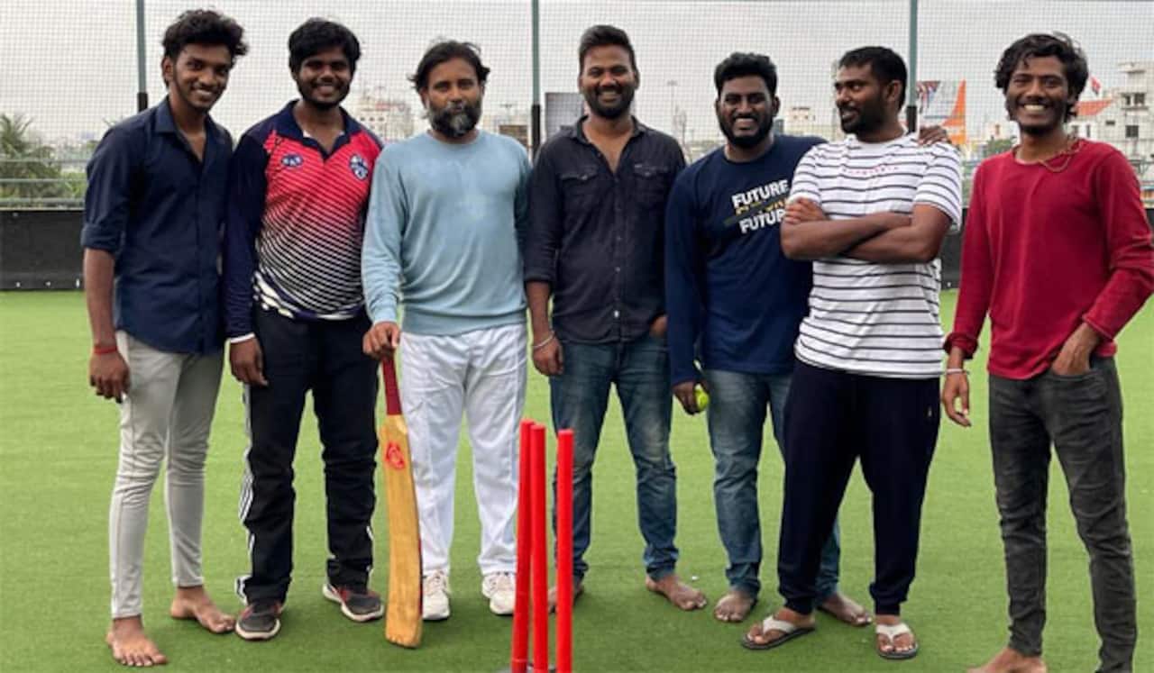 கிரிக்கெட் பயிற்சியில் ‛அட்டகத்தி தினேஷ்