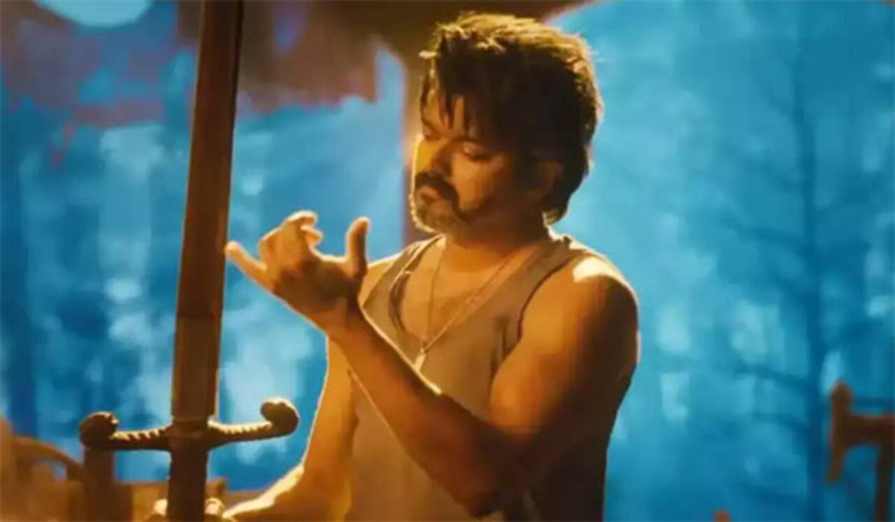 காஷ்மீரில் நில அதிர்வு : சென்னை திரும்பிய விஜய்