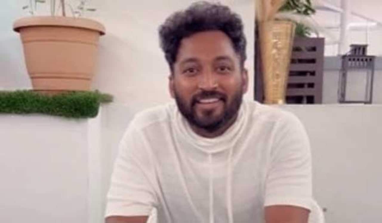 பாட்டு பாடி அசத்திய விக்ரமன்! வைரலாகும் வீடியோ