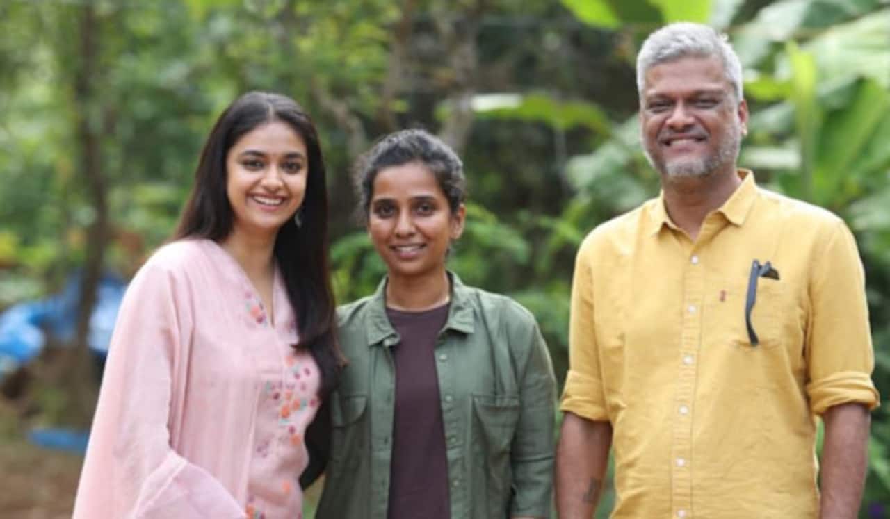 குற்றாலத்தில் ரகு தாத்தா படப்பிடிப்பை துவங்கிய கீர்த்தி சுரேஷ்