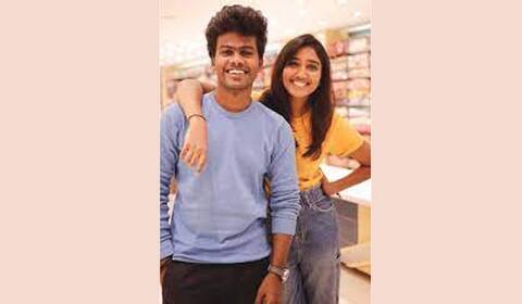 கனா காணும் காலங்கள் தீபிகாவுக்கு நிச்சயதார்த்தம் : மாப்பிள்ளை யார் தெரியுமா?