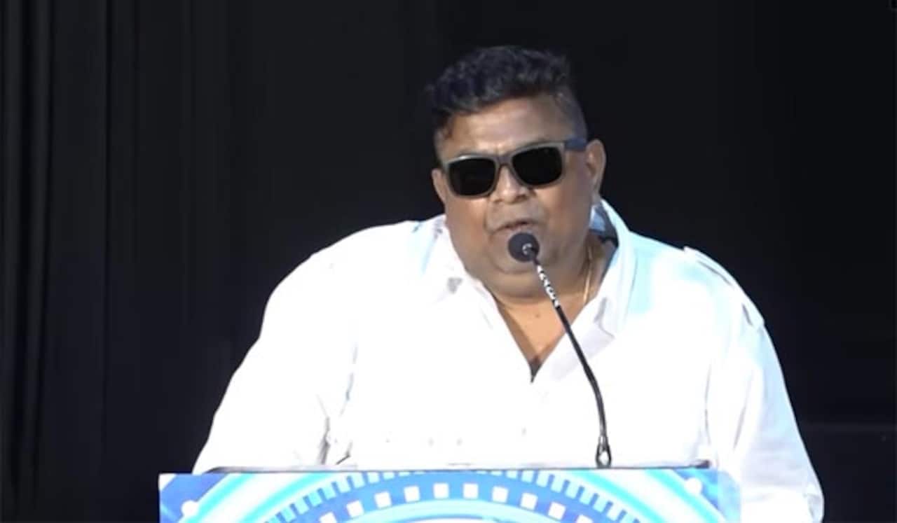 6 கதையைத்தான் திரும்ப திரும்ப எடுக்கிறோம்: மிஷ்கின்