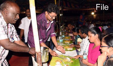 அரசியலுக்கு அடுத்த காயை நகர்த்துகிறார் விஜய் : பட்டினி தினத்தில் 234 தொகுதியிலும் மதிய உணவுக்கு ஏற்பாடு