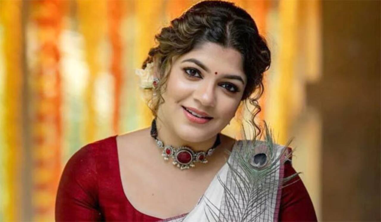தனுஷ் படத்தில் இணையும் அபர்ணா பாலமுரளி