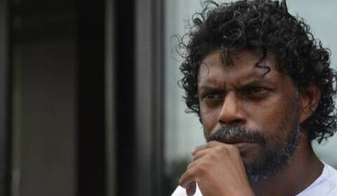 விமானத்தில் வாலிபருக்கு செக்ஸ் டார்ச்சர் : மலையாள நடிகர் விநாயகன் மீது பரபரப்பு புகார்