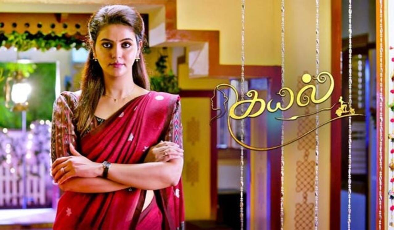 சின்னத்திரை ஹீரோயின் பட்டியலில் முதலிடத்தை பிடித்த கயல்!