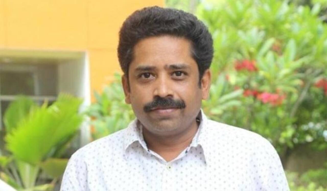 சாதி பெயர் கொண்ட படம், பாடல்களுக்கு தடை விதிக்க வேண்டும் - இயக்குனர் சீனு ராமசாமி