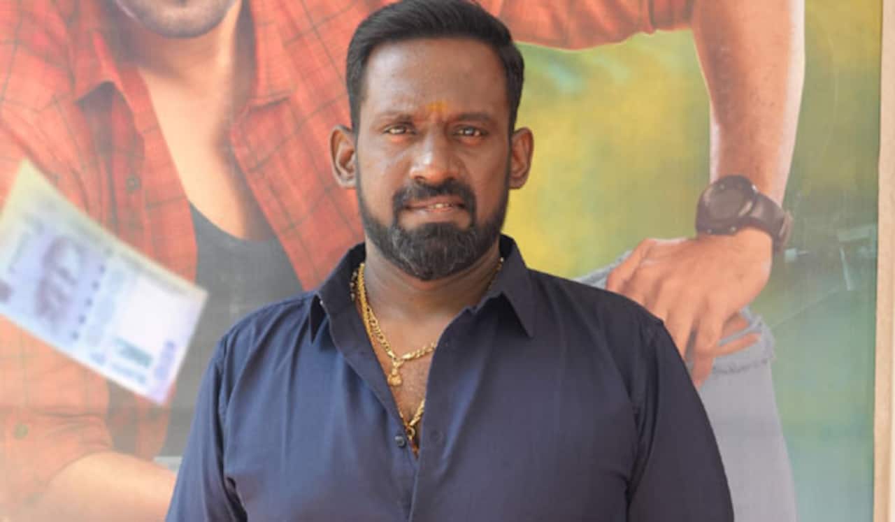 பொது மேடையில் ரோபோ சங்கரின் ஆபாச பேச்சு