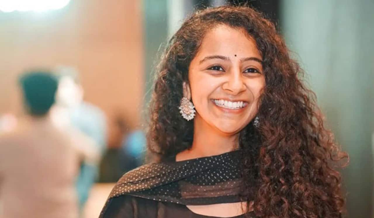 தெலுங்கில் அறிமுகமாகும் தர்ஷனா