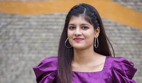 கிடைக்கும் எந்த வாய்ப்புகளையும் விடாதீர்கள்: மோனிஷா ‛அட்வைஸ்