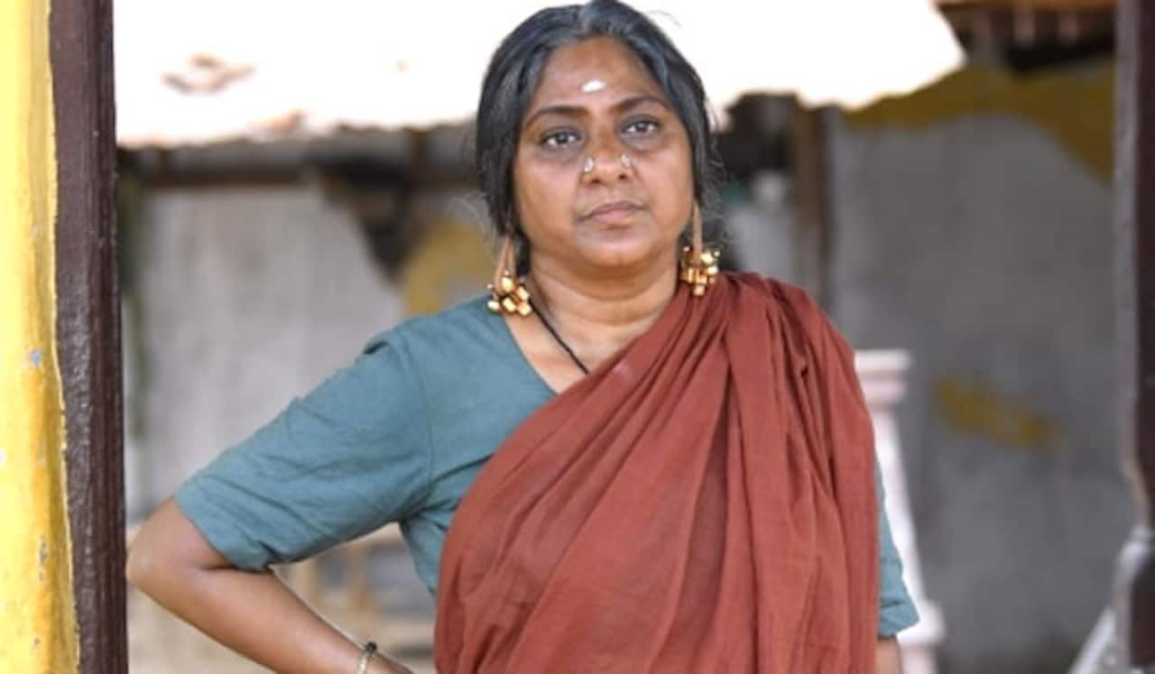 தண்டட்டி, தங்கப் பொண்ணு - ரோகிணி மகிழ்ச்சி