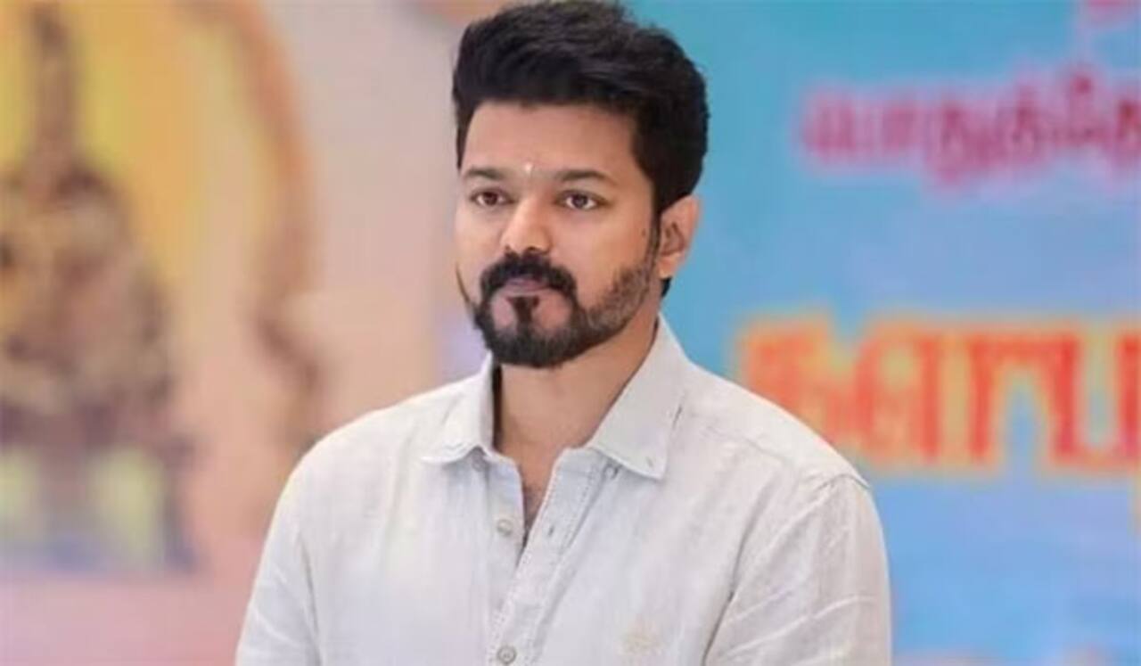 செப்டம்பரில் அரசியல் கட்சி தொடங்கும் விஜய்!