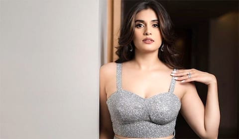 விஜய் தேவரகொண்டா படத்தில் இணையும் திவ்யன்ஷா கவுசிக்