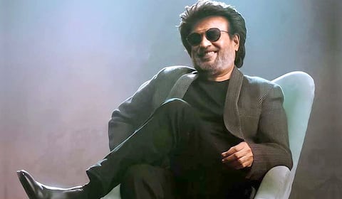 “குரைக்கும் நாய், சீண்டும் காக்கா” - யாரைச் சொல்கிறார் ரஜினிகாந்த்