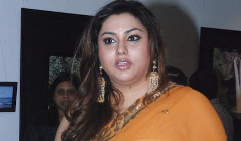 நமீதா நடத்திய போட்டோ சூட் : மீண்டும் ரீ-என்ட்ரியா?