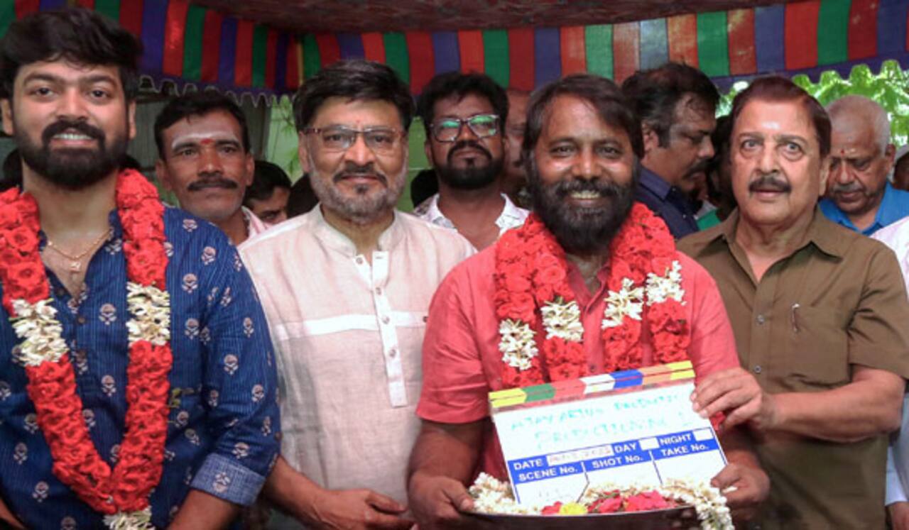 இயக்குனரான எழுத்தாளர் அஜயன் பாலா
