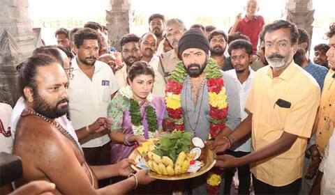 திருவண்ணாமலையில் அண்ணாமலையாரை தரிசித்த அருண் விஜய்