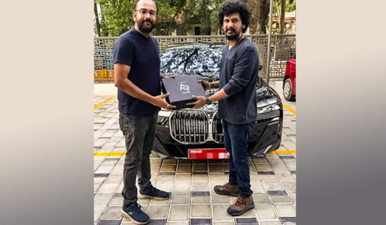 புதிய சொகுசு கார் வாங்கிய லோகேஷ் கனகராஜ்