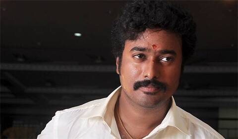 புது சீரியலில் வில்லனாக என்ட்ரி கொடுக்கும் நவீன்